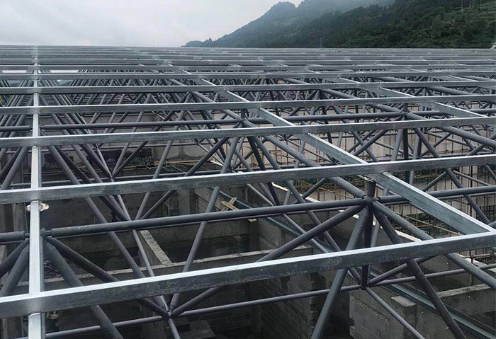 哈尔滨仁怀冠英学校艺体楼网架